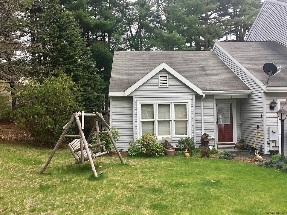 1st image of 6 Tiffany Dr