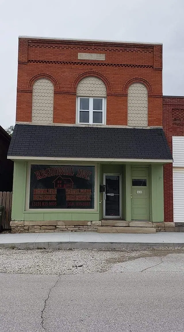 418 North Main St Donnellson — Photo 1