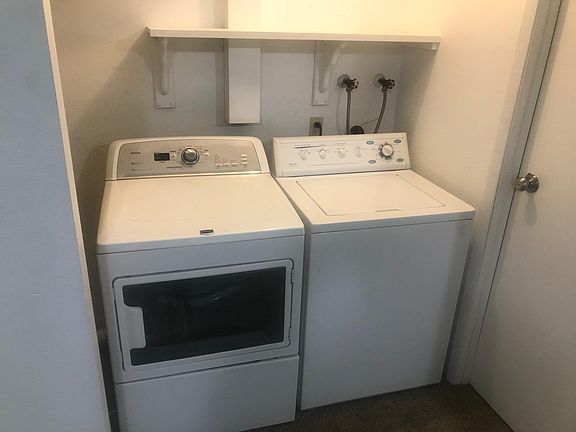 3rd image of 85 Pepperdine Dr Unit B