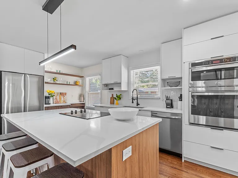 2014 Sandhurst Dr — Photo 10