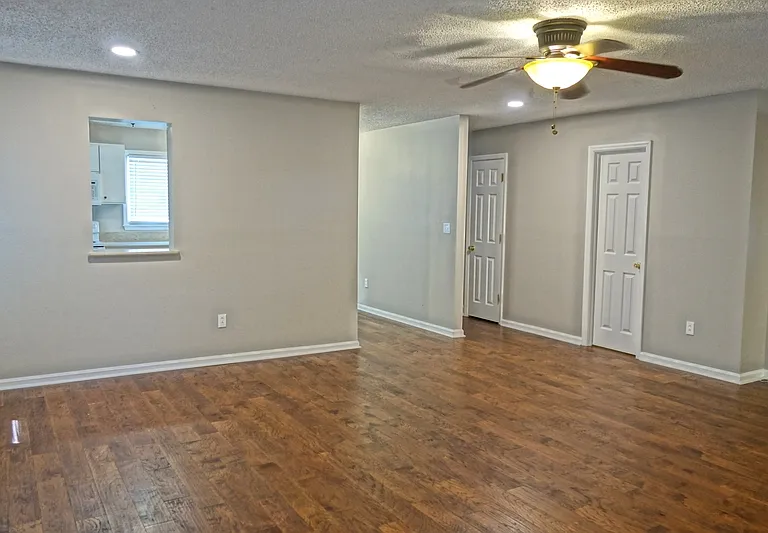1705 Toll Gate Rd SE #B — Photo 6