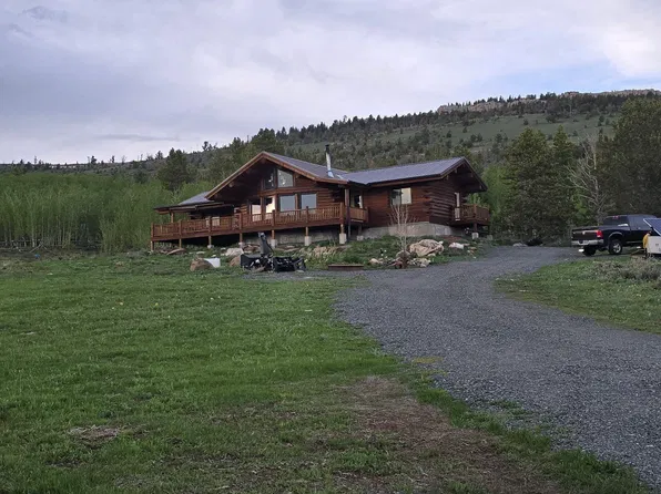 63 Iron Lake Dr, Lander, WY 82520