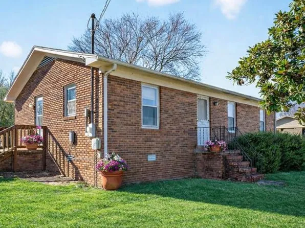 268 Fairview Cir, Sparta, TN 38583