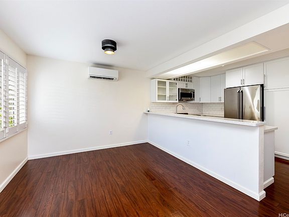4th image of 92-1491 Aliinui Dr APT 26D