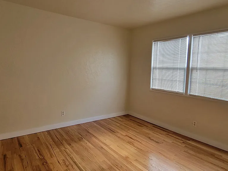 2222 California St — Photo 13