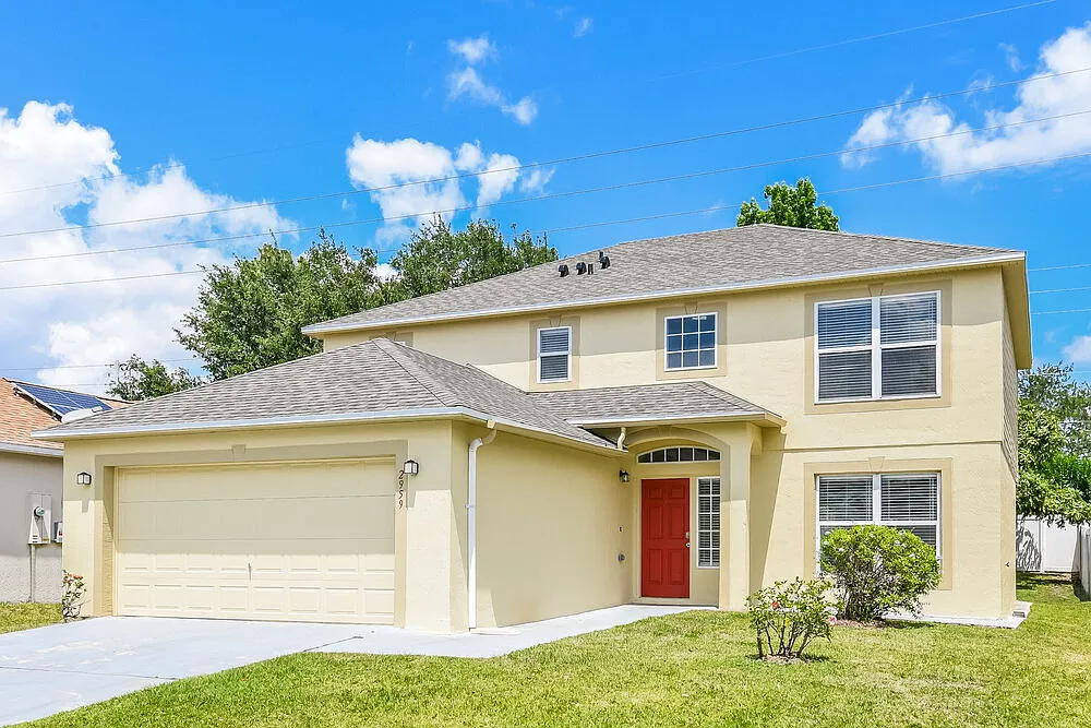 4 bed, 2.5 bath, 2222 sqft, $2,605 — Photo 4