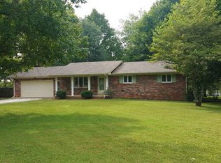 2422 Zion Rd, Columbia, TN 38401