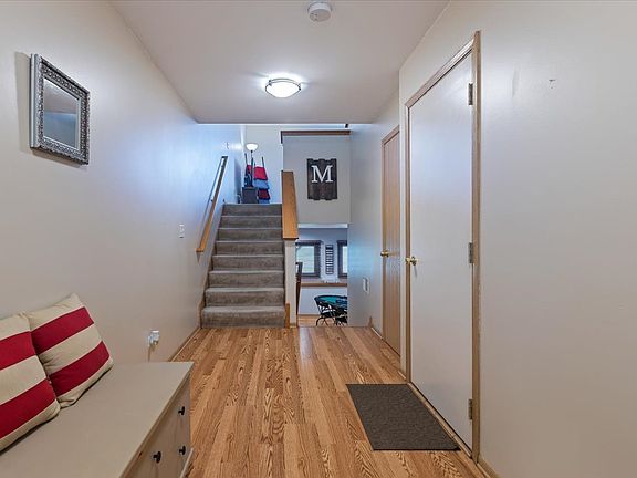 4th image of 8253 Auburn Ln