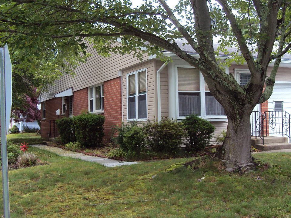 1st image of 13 Hamilton Lane #A