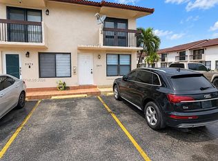 2071 W 54th St #77, Hialeah, FL 33016
