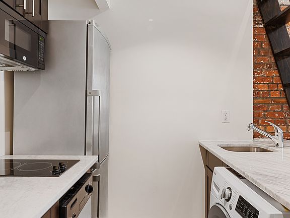 4th image of 316 W 14th St APT 8