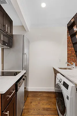 Rented by REAL New York | media 12