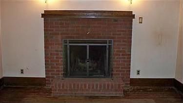 5th image of 368 Pearl St