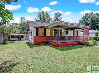 2111 S Fernwood Dr, Savannah, GA 31404