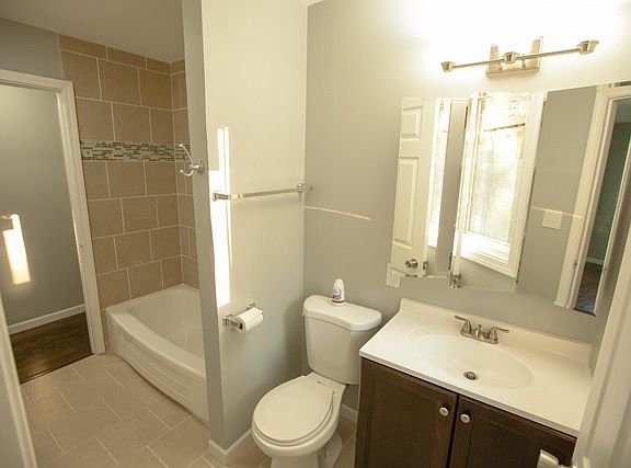 5th image of 1420 Highland Blvd