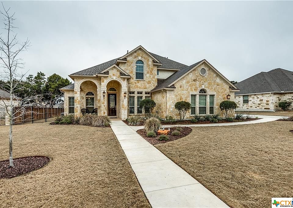 1st image of 266 Allemania Dr