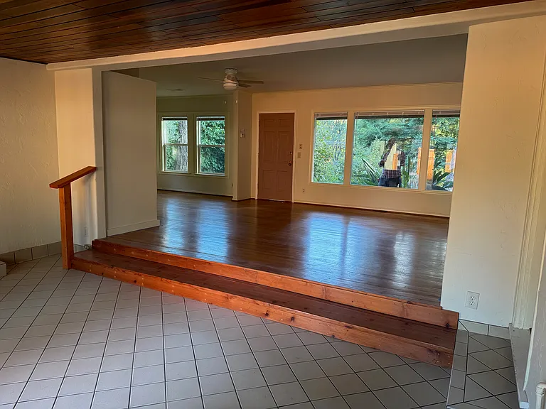 7640 Healdsburg Ave — Photo 9
