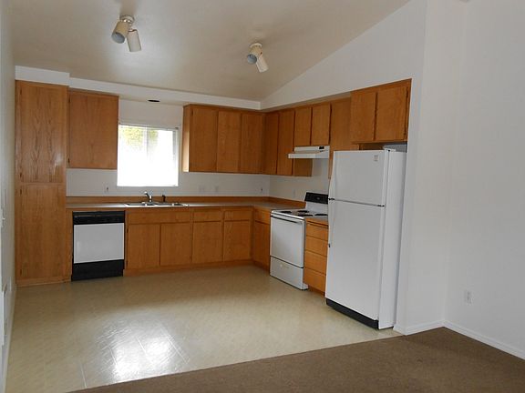 5th image of 1741-1747 NE Wichita Way #129-1743