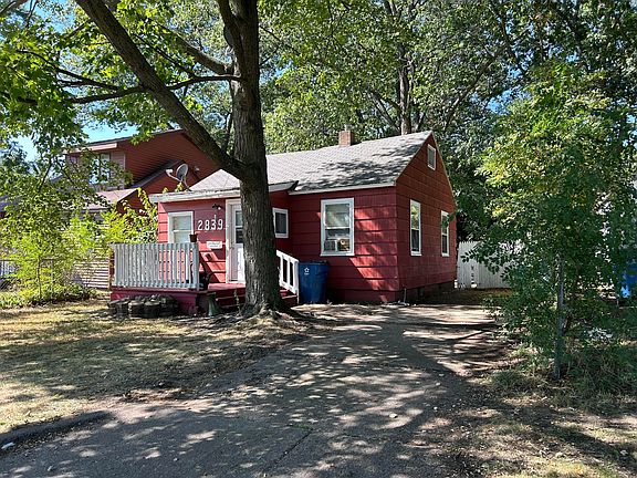 2nd image of 2839 Jarman St