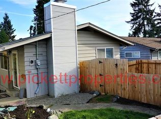 1732 N Cambrian Ave, Bremerton, WA 98312