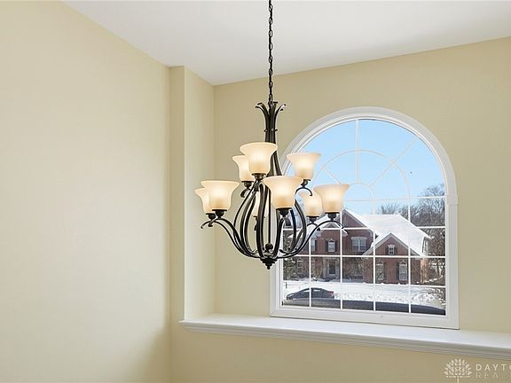 5th image of 5747 Richmond Park Dr