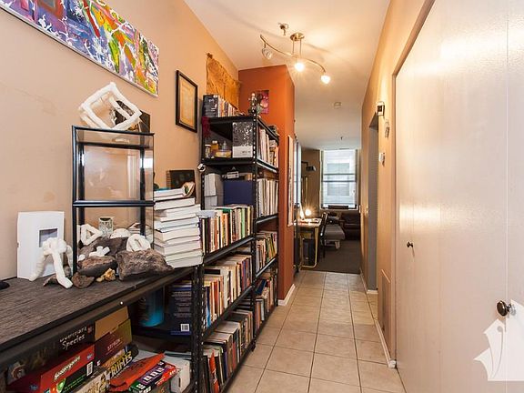 4th image of 742 S Federal St APT 309