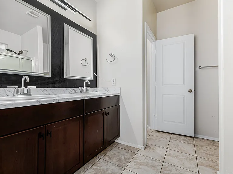 4656 W Nutmeg Ave — Photo 12