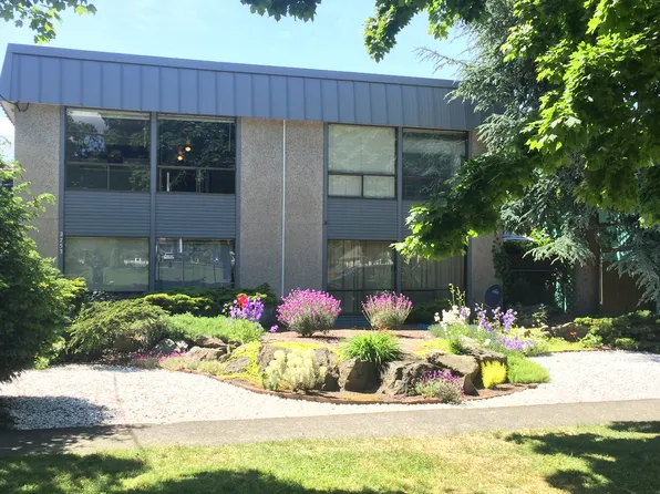 2753 59th Ave SW #D, Seattle, WA 98116