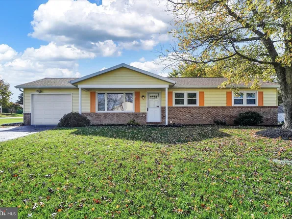 3500 Village Rd, Dover, PA 17315