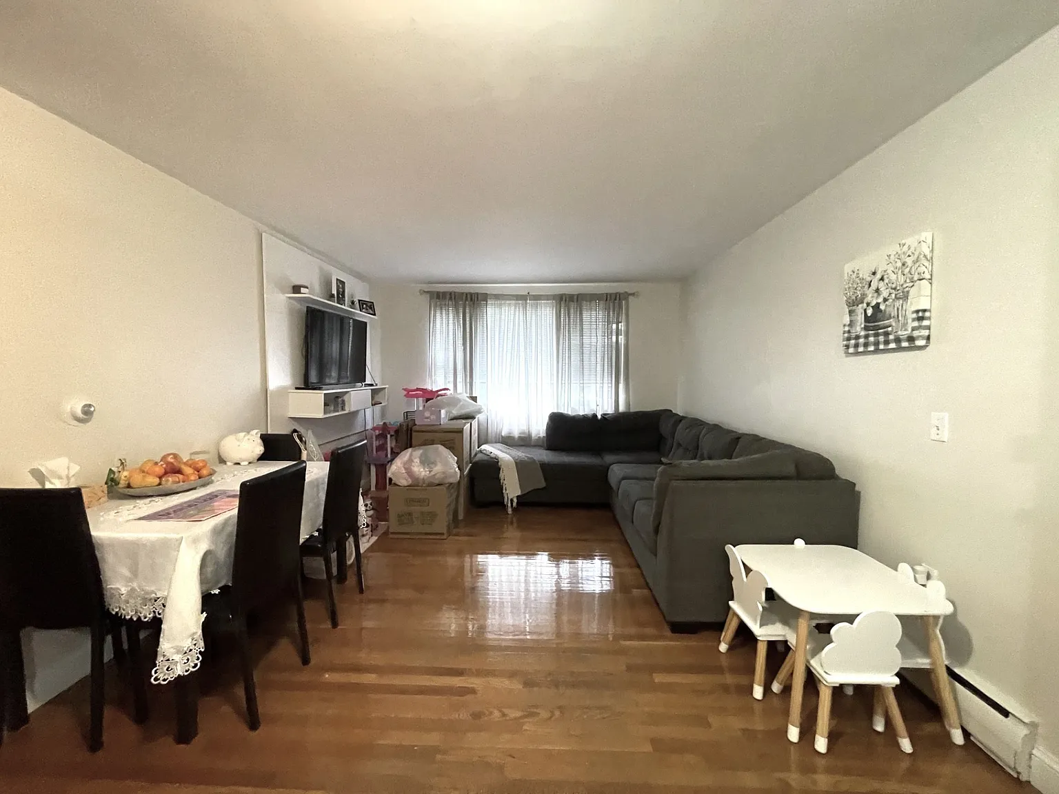 1 bed, 1.0 bath, 700 sqft, $2,100 — Photo 2
