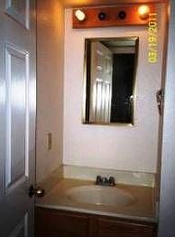 3rd image of 421 Baron Ct