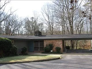 555 Fortson Rd photo 1