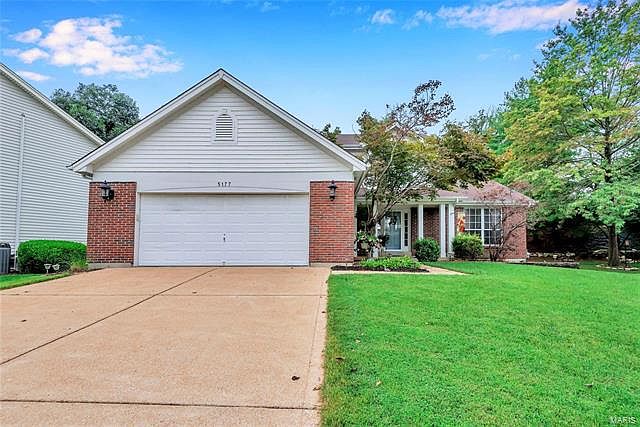 1st image of 5177 Kings Park Dr