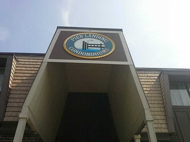 1st image of 125 Van Zandt Ave APT 101