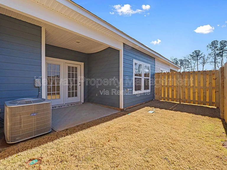 2103 Denmark Ave SE — Photo 26
