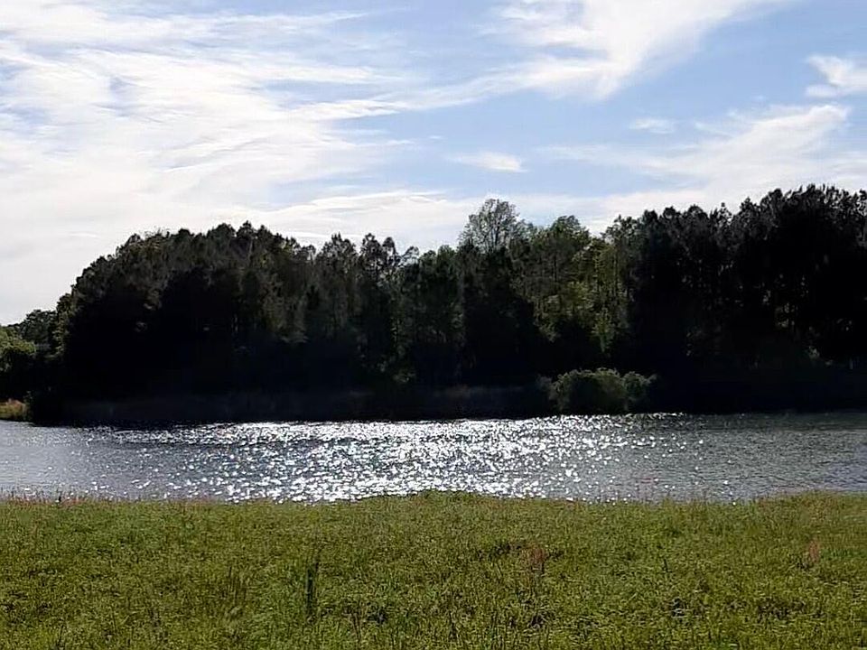 1st image of 134 Sycamore Lakes Drive
