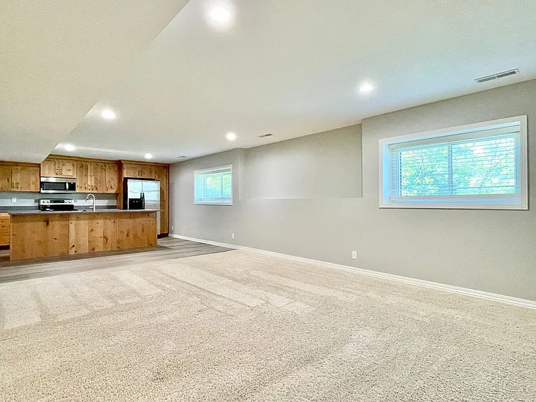 1403 Northridge Dr — Photo 5