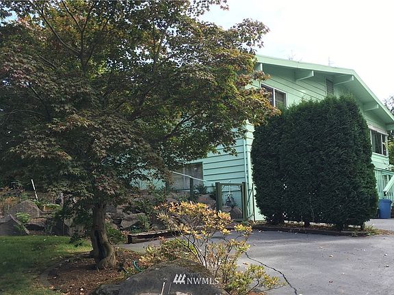 3rd image of 13716 84th Avenue NE