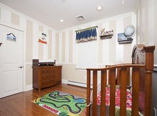 70 Heisser Ln #2823212, Farmingdale, NY 11735