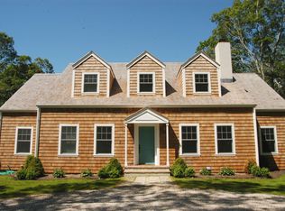 320 Wainscott Harbor Rd, Sagaponack, NY 11962