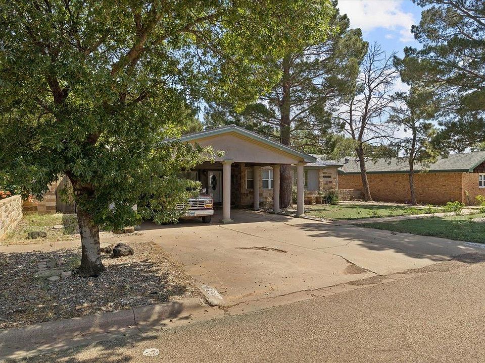 604 17th St, Seagraves, TX 79359 MLS 202308865 Zillow