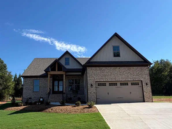 555 Chattooga Rd, Roebuck, SC 29376