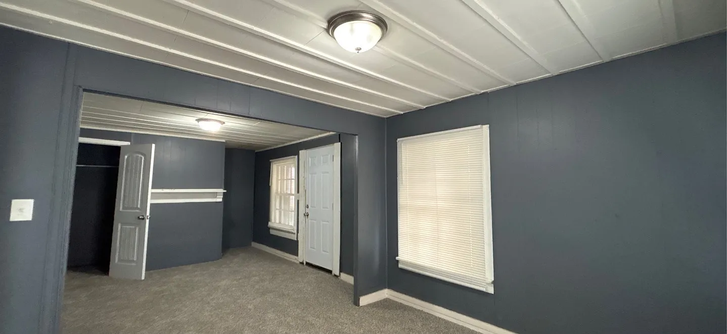 3519 Hill St — Photo 4