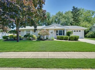 88 Monmouth Rd, Monroe Township, NJ 08831