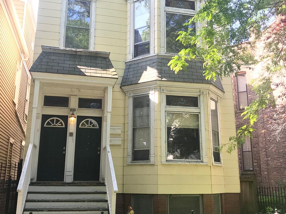 1113 W Wellington Backyard