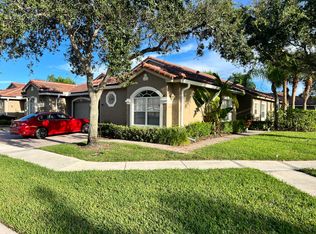 8430 Via Leonessa, Boca Raton, FL 33433