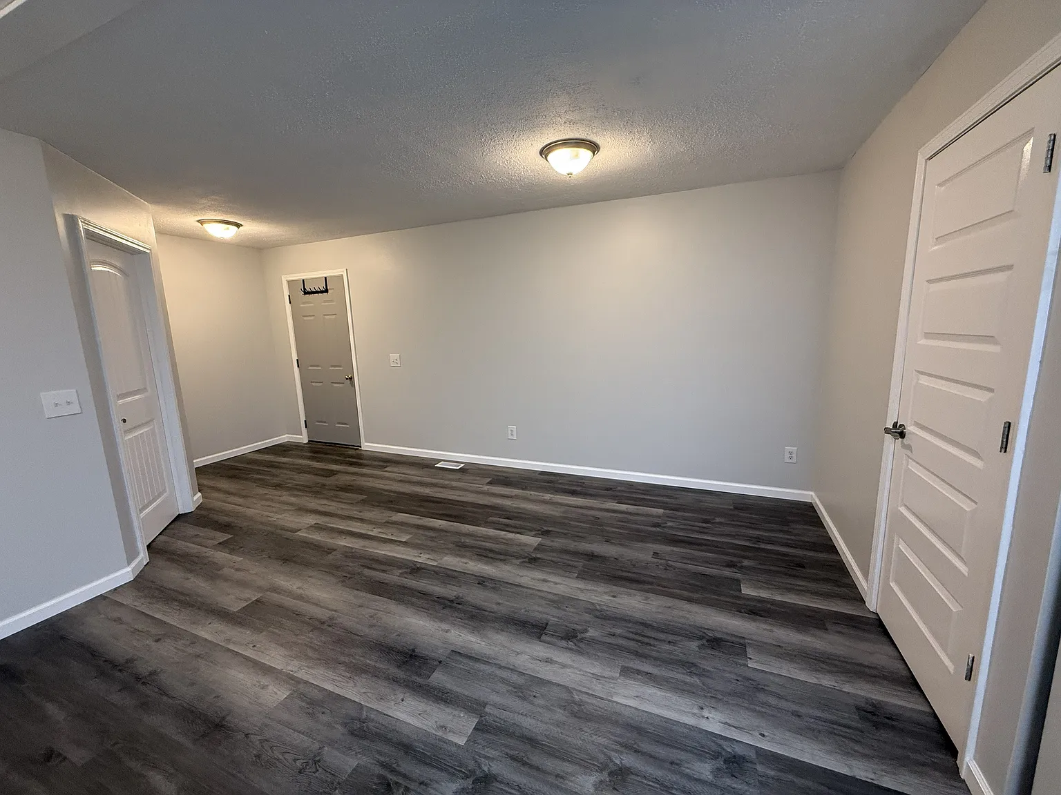 1 bed, 500 sqft, $950 — Photo 2
