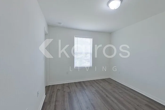 18268 Wintergarden Ave — Photo 15
