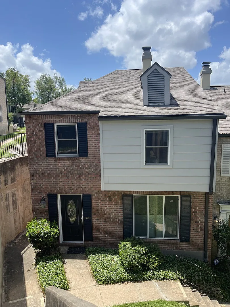 Northwest Hills, Austin Townhome — Photo 1