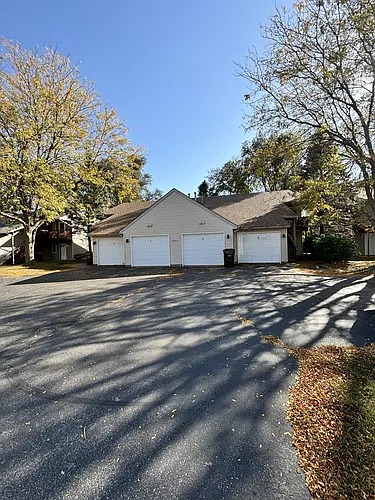 1041 Minns Dr #3 Photo 1